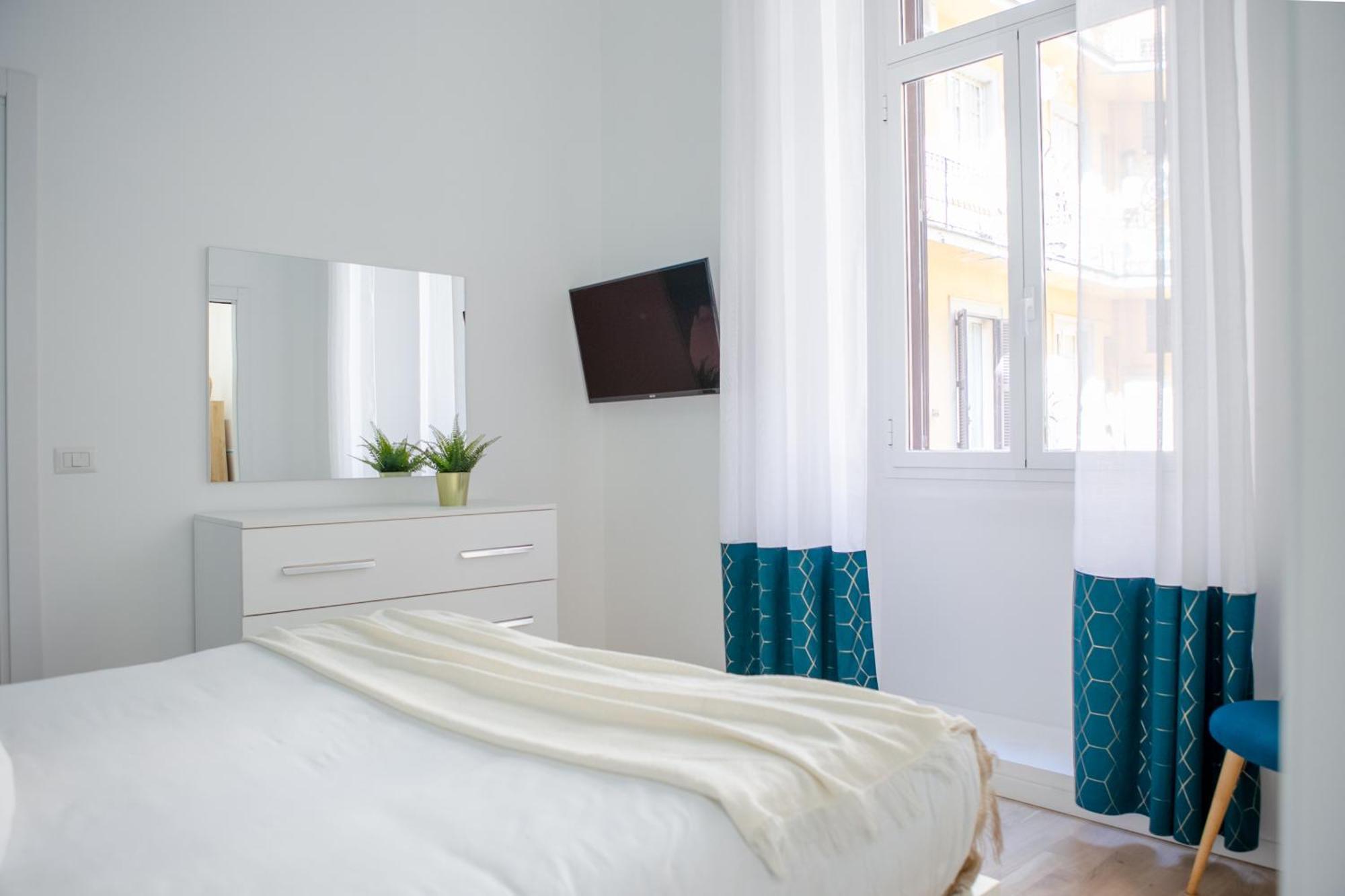 Parisi Apt โรม ภายนอก รูปภาพ